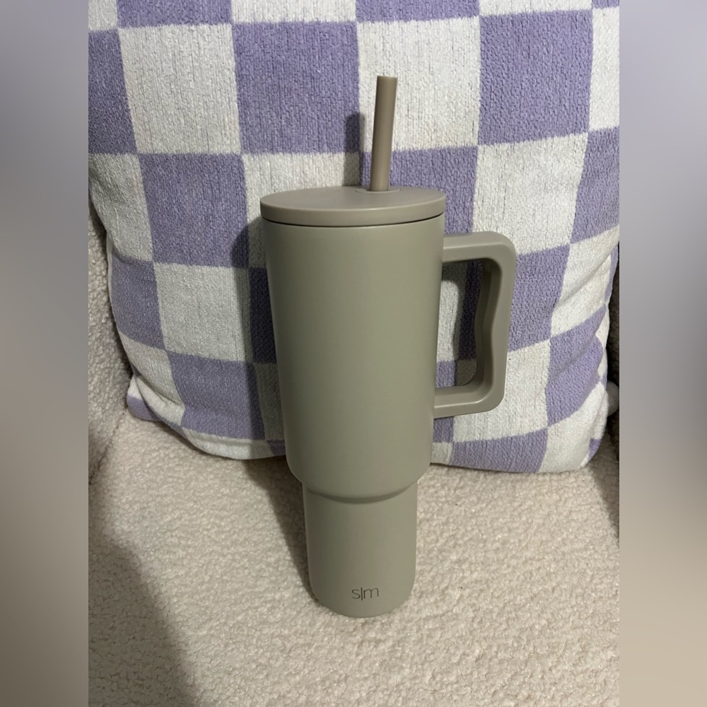 Simple Modern 40oz tumbler